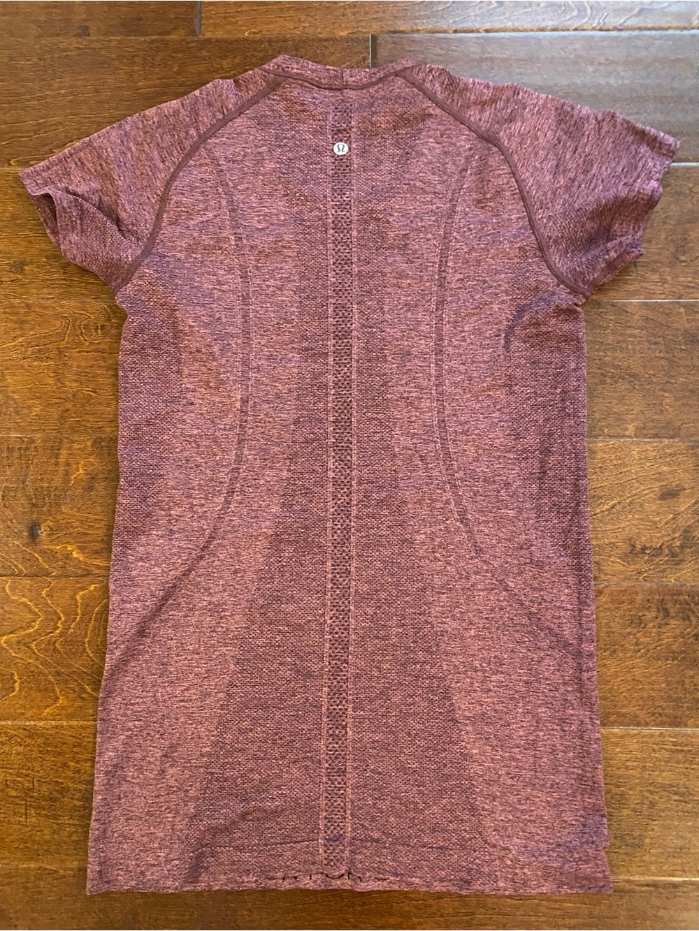 Lululemon Swiftly Tech Short Sleeve 2.0 Tee Heathered Mauve Maroon Size 10 - Picture 2 of 5